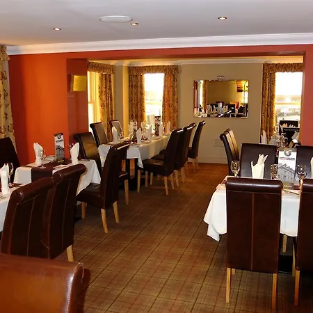 The Golden Lion Hotel-3